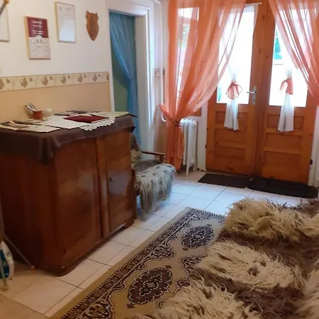 Πανσιόν Var-lak Vendeghaz 3*