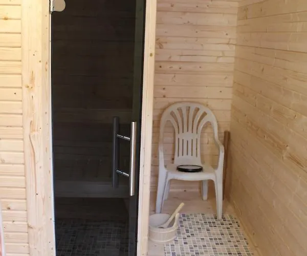 Var-lak Vendeghaz Гостевой дом 3*